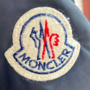 Moncler down jacket black woman XS with detachable hood & leather shoulders